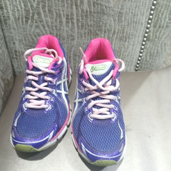 Asics Gt 2000 Athletic Running-Walking Shoes - Picture 2 of 9